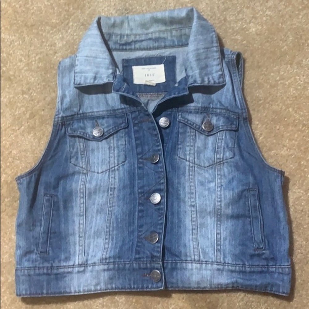 Made and designed by Iris jean vest